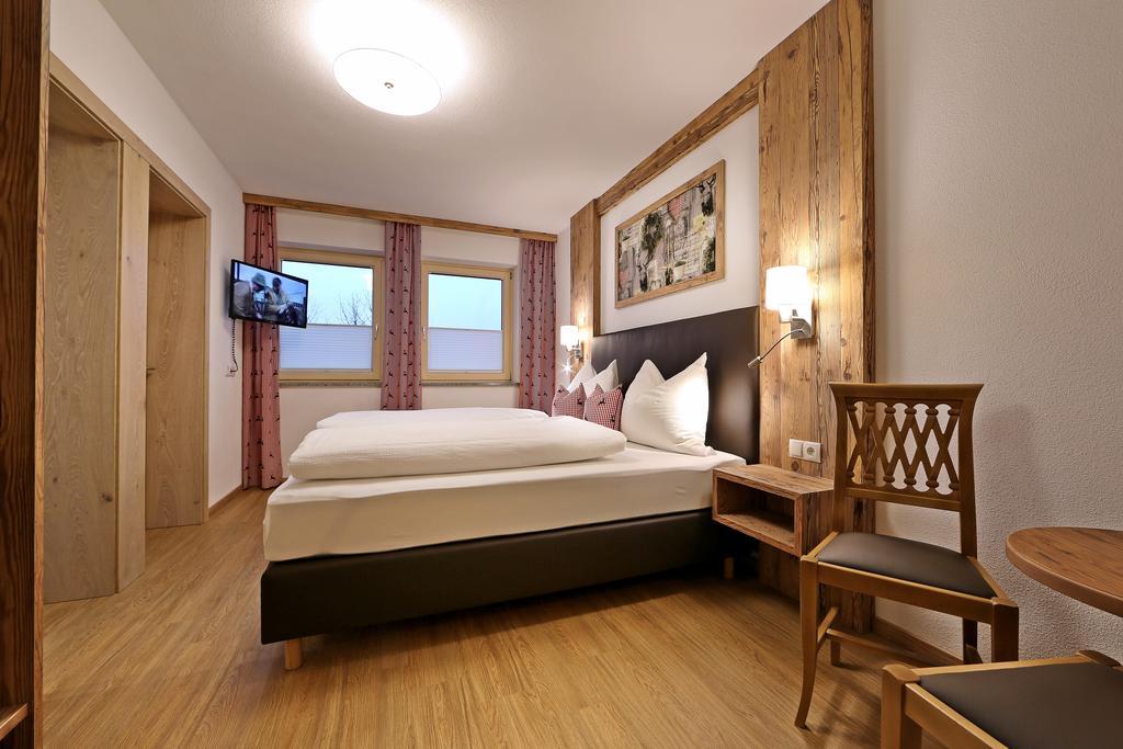 Landhaus & Apartment Taxach Ried im Zillertal Exterior foto