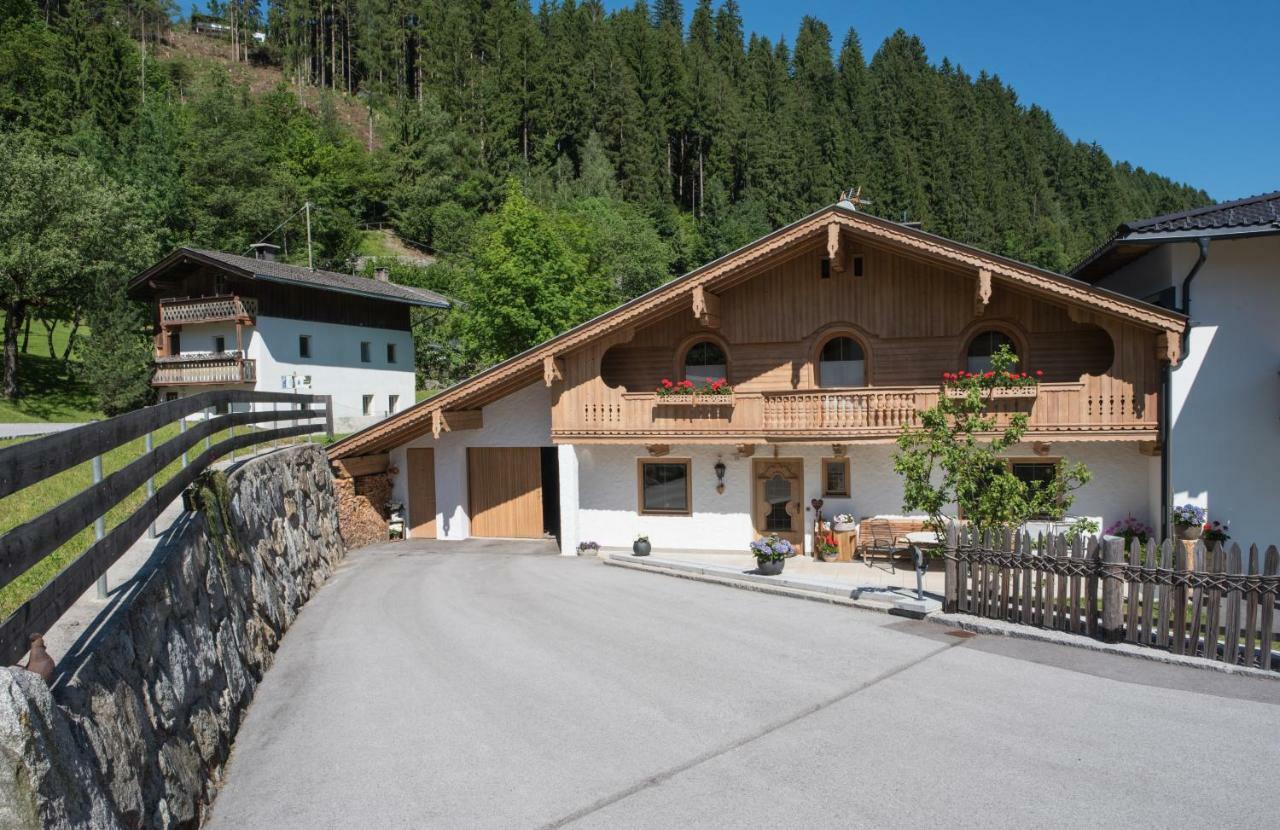 Landhaus & Apartment Taxach Ried im Zillertal Exterior foto