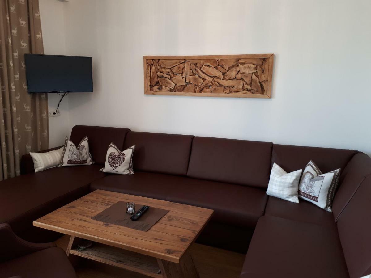 Landhaus & Apartment Taxach Ried im Zillertal Exterior foto